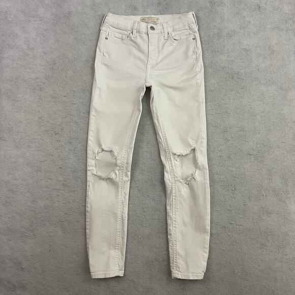 Free People Jeans Womens Size 26 White Skinny Distressed Denim - Picture 1 of 11